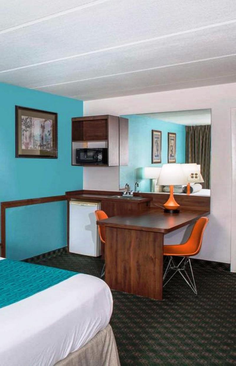 Howard Johnson By Wyndham Clearwater - Dunedin Eksteriør billede