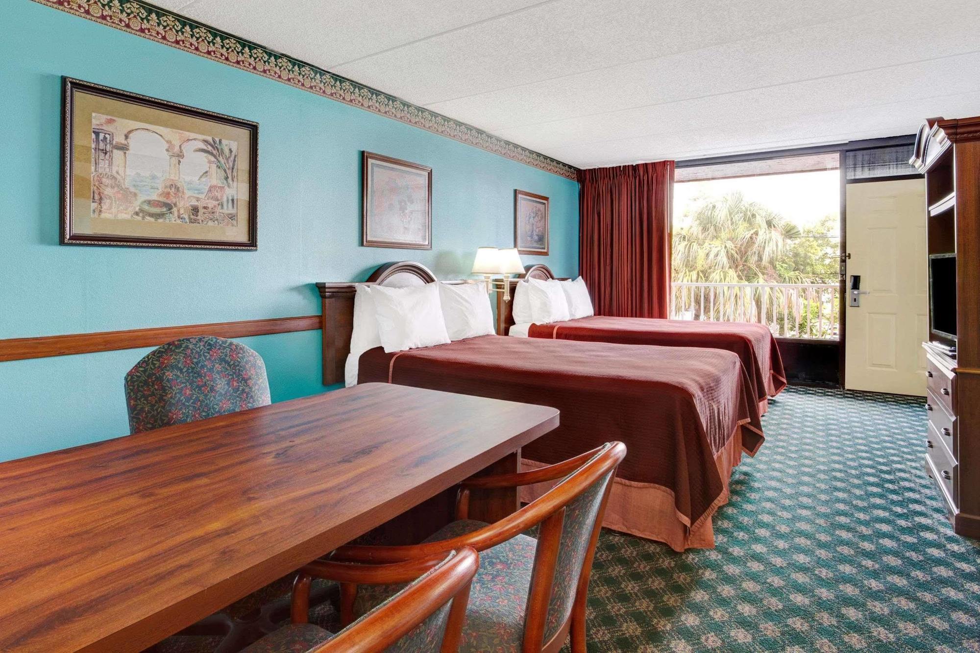 Howard Johnson By Wyndham Clearwater - Dunedin Eksteriør billede